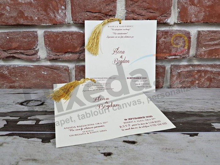Imagine Invitatii nunta 5596 catifea bordo si buline aurii