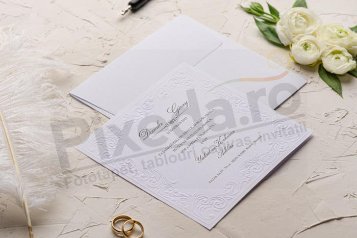 Imagine Invitatii nunta 9128 model floral alb relief